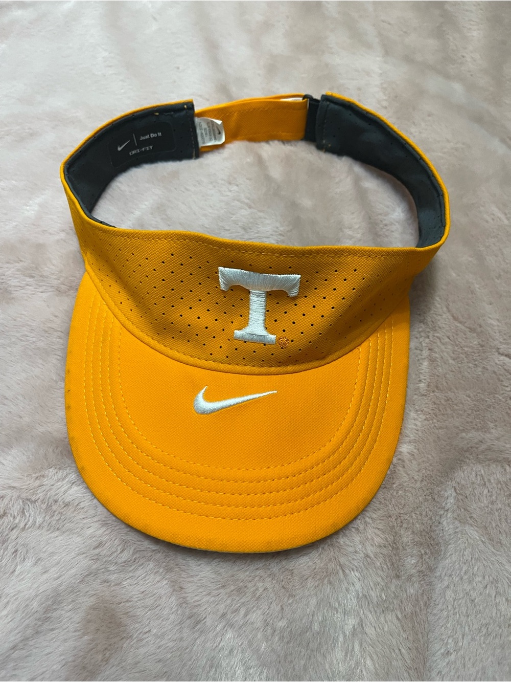 NIKE Tennessee Volunteers Visor